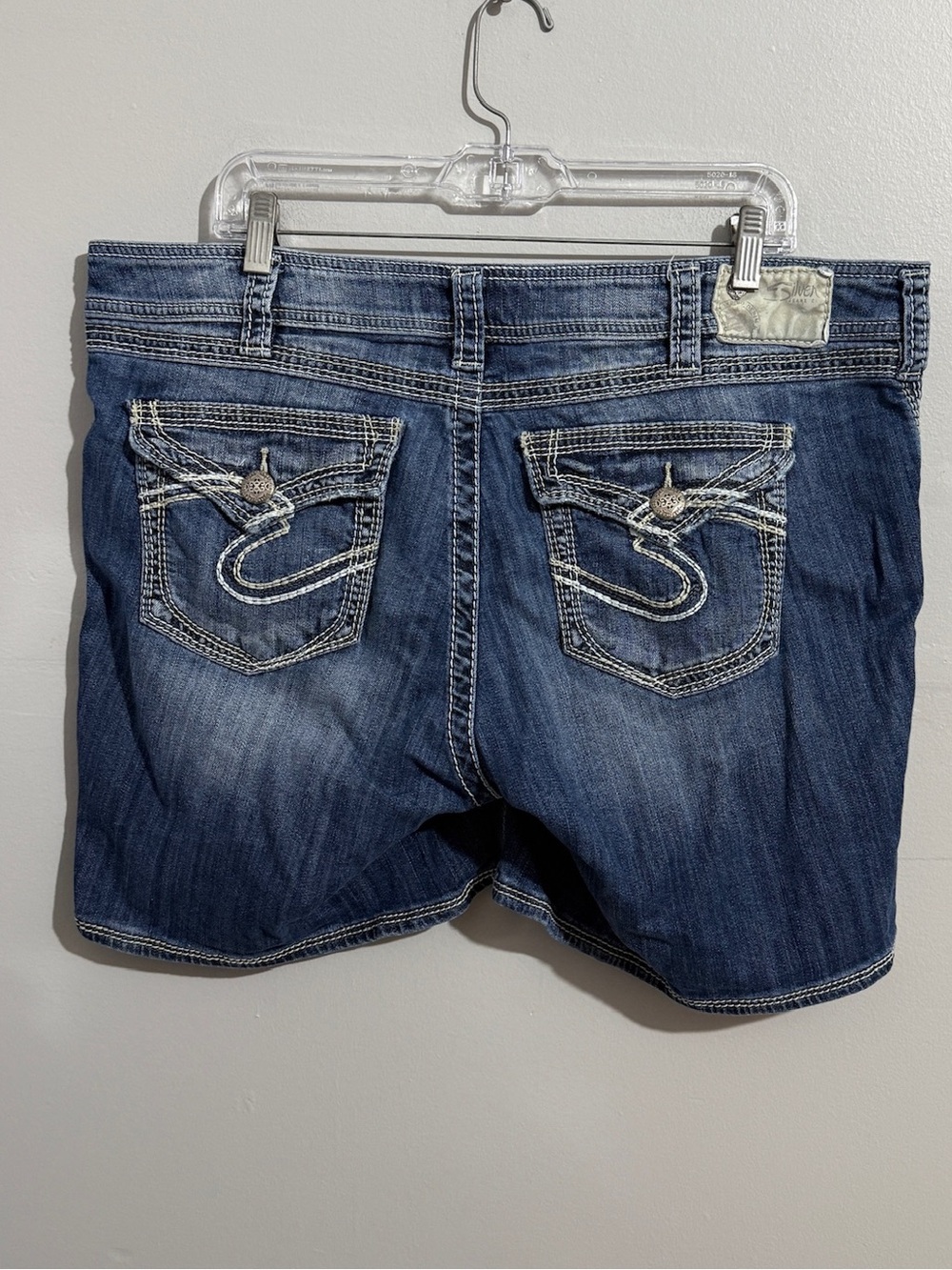 Silver Jeans Suki Flap Jean Shorts Womens 18  Denim Bermuda Western Y2K Mid Rise